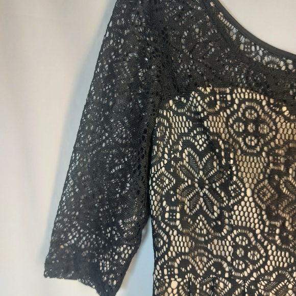 BetseyJohnson size 8 color black and cream - Picture 10 of 14